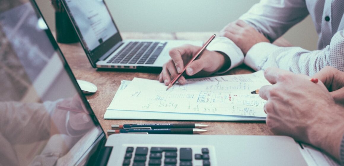 Course authoring desk